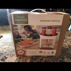 Kids baby food squeeze station
